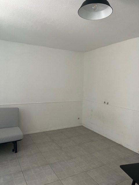 studio avant renovation projet bressigny